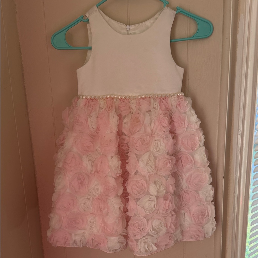Sleeveless Pink & White Rosette Pearl-Trim Girls Formal Dress